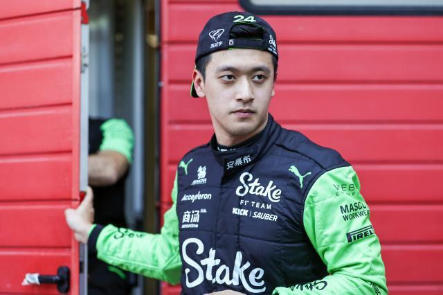 开云体育官方网站-周冠宇将离开索伯，但2025年仍在F1