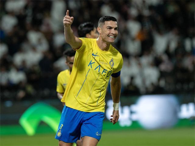 开云体育官方网站-【早报】十年之后，我来到你的城市，走过你来时的路