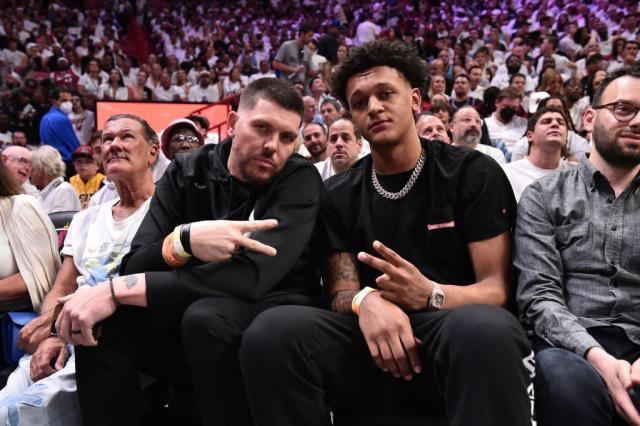 开云体育官方网站-新秀赛季已经大放异彩，状元班凯罗新赛季誓要腾飞