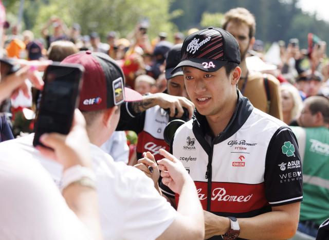 1658456440523092881.jpg 法国站周冠宇期待重返积分区 高温考验轮胎管理