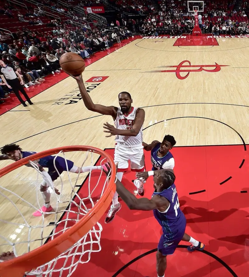 开云登录入口-独木难支！杜兰特穿着长岛路德高中配色KD18，空砍31分5抢断