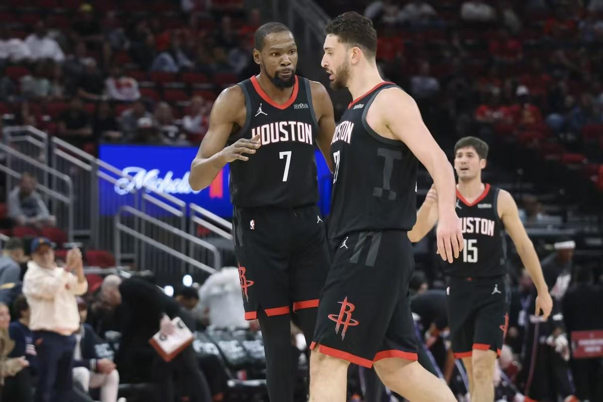 开云官方网站-NBA排名大变脸！火箭湖人抢第3，3队争西部第5，骑士队第4难保