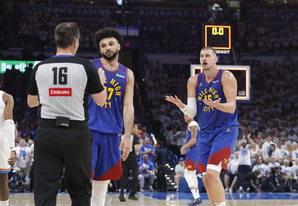 开云官方网站-NBA排名大变脸！火箭湖人抢第3，3队争西部第5，骑士队第4难保