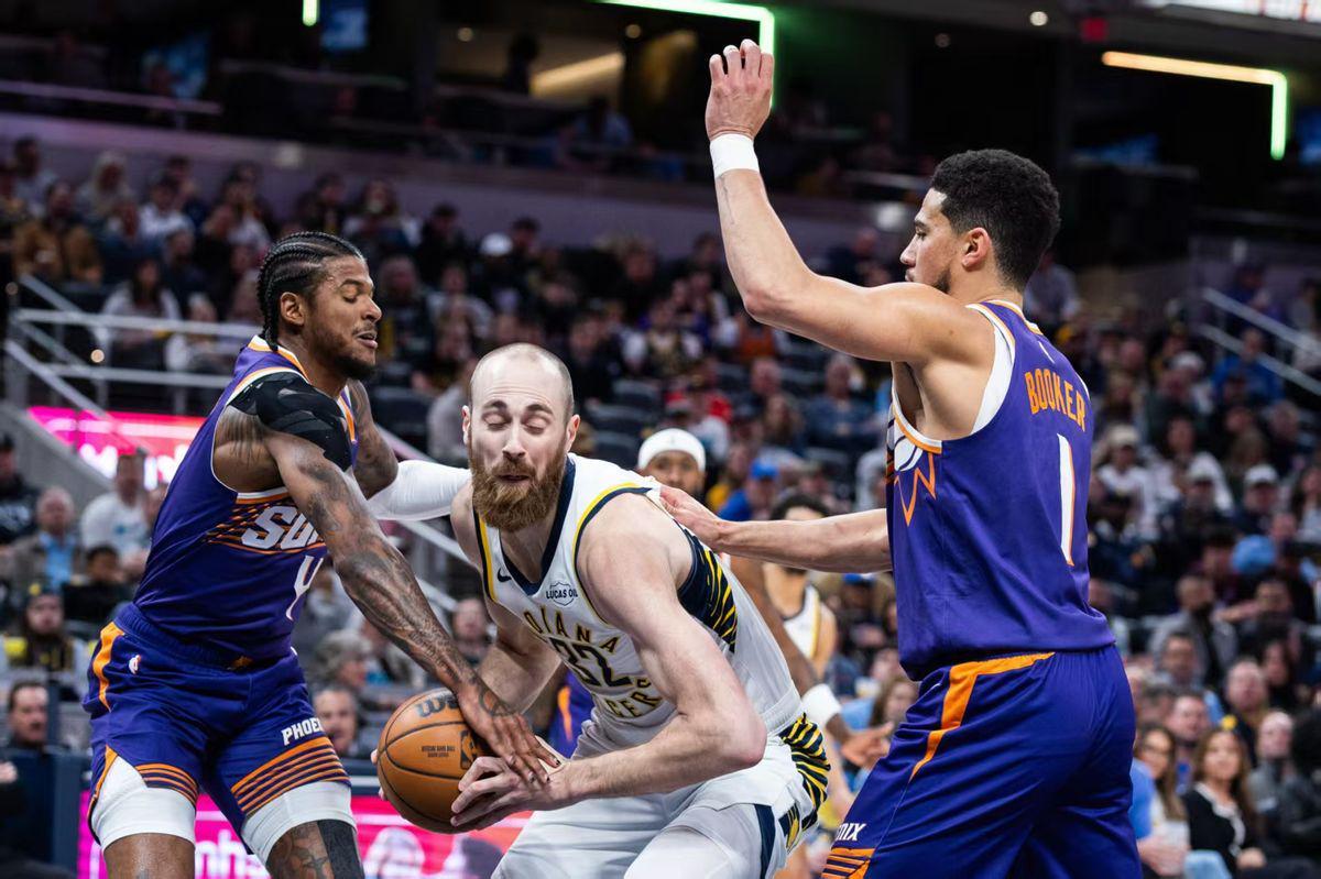 开云官方网站-NBA排名大变脸！火箭湖人抢第3，3队争西部第5，骑士队第4难保